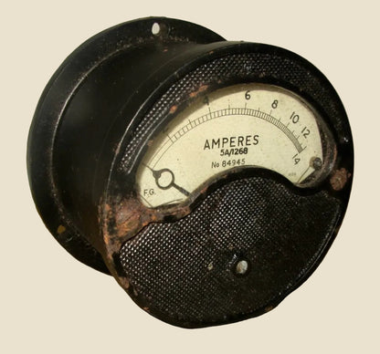 WW2 Air Ministry Ammeter 5A/1268 In A Cardboard Box. Approx. 5 Inch Diameter