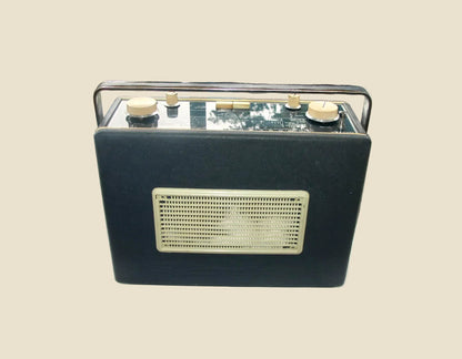 Vintage Hacker Herald RP37A VHF/FM Transistor Radio