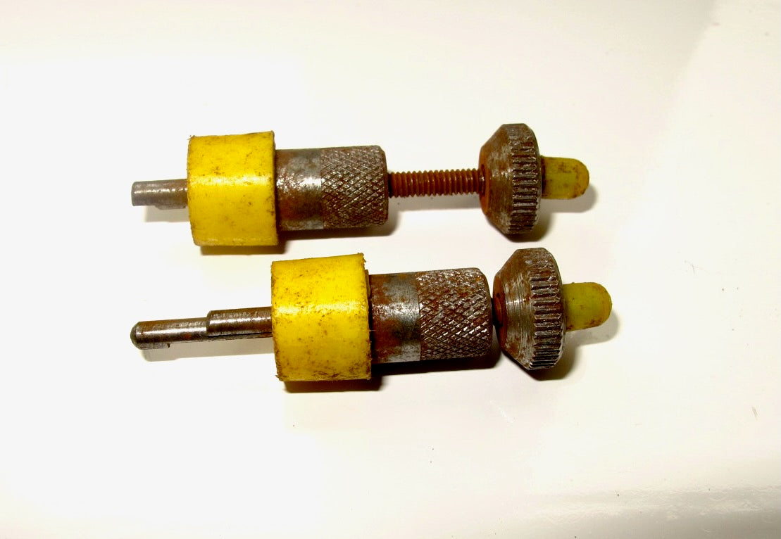 Preowned Bag of Yellow Skinpin Rivet Clamps / Temporary Fasteners 1/8" Diameter