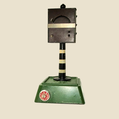 Vintage British ASTRA Metal 6-Light Traffic Signal Toy No.33 In Its Original Box