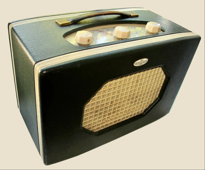 1950s Roberts Green CR Valve Portable Radio For Display Only