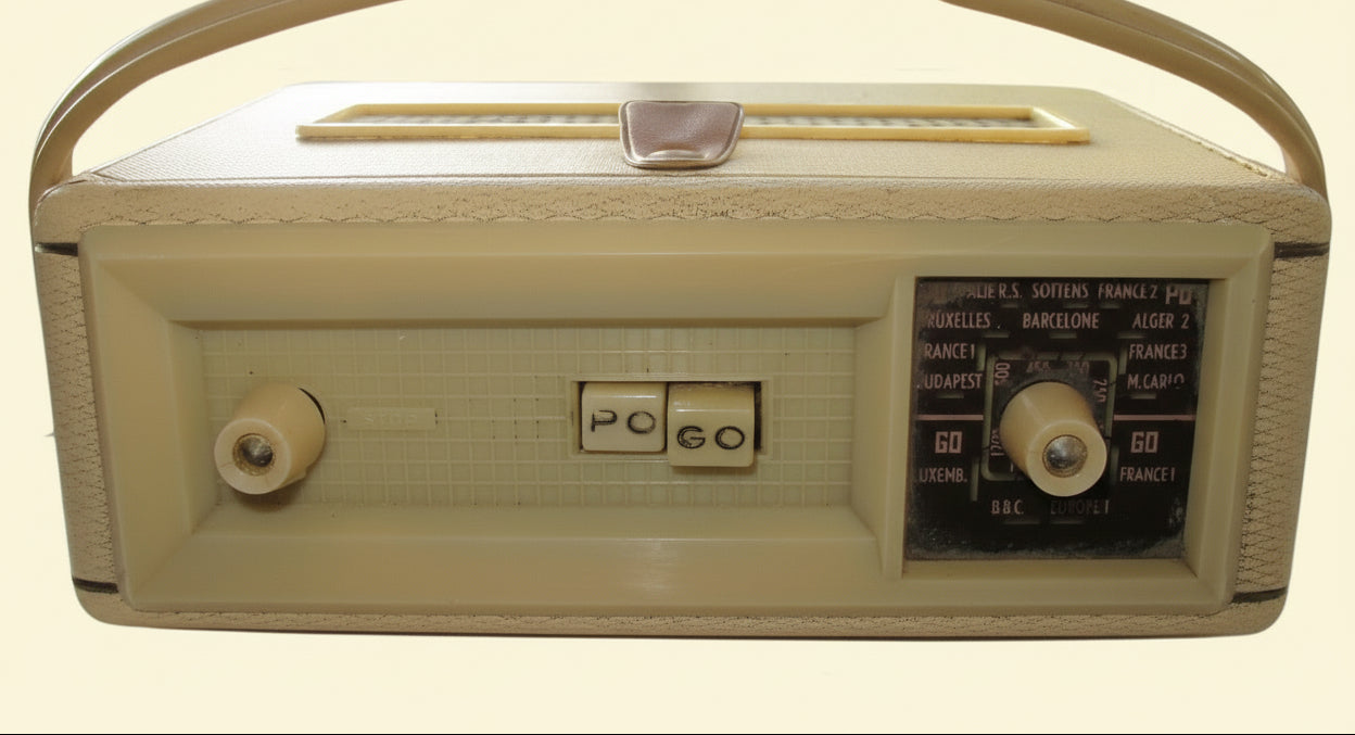 Vintage Pizon Bros Translitor Seven 59 MW / LW Transistor Radio