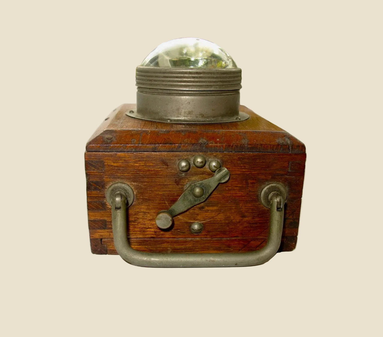 Antique Ever Ready UK Bullseye Bulb Torch / Hand Lamp In A Wood Case