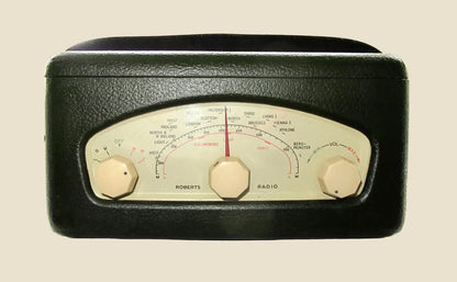 1950s Vintage Green Roberts R66 2 Waveband Valve Radio