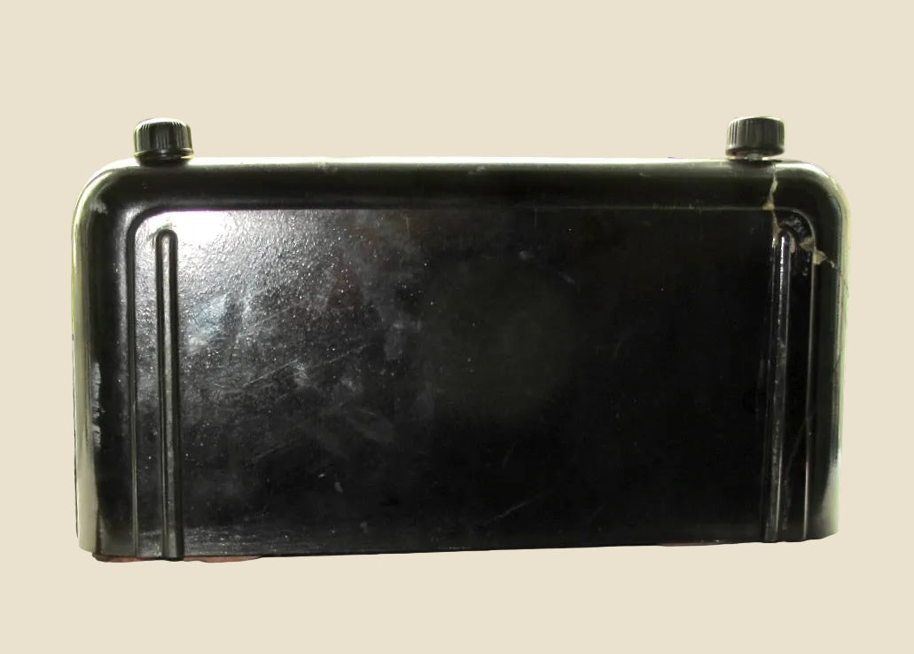 Vintage Soviet Union Moskvich Brown / Pink Bakelite Valve Radio