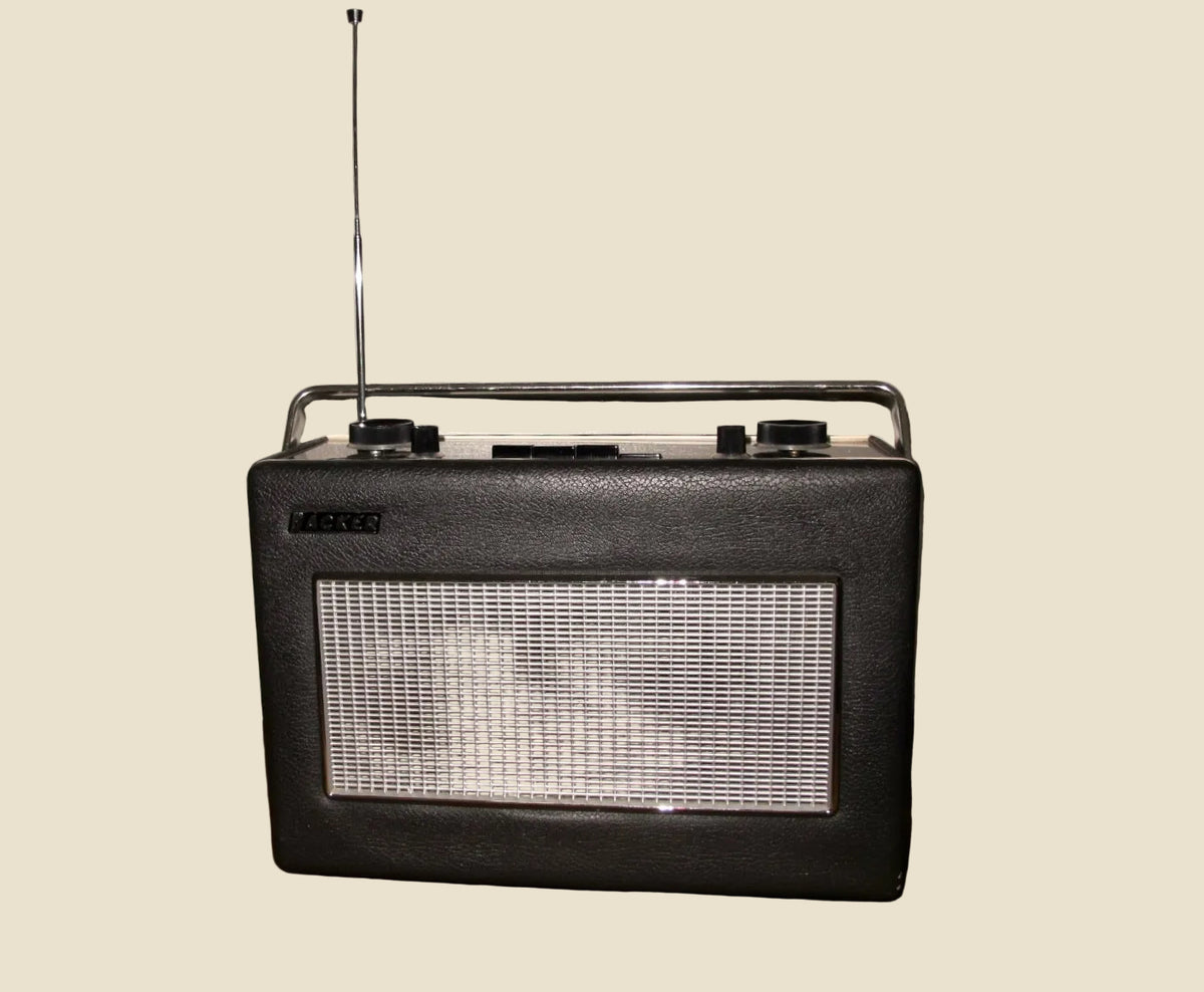 1970s Vintage Hacker Sovereign II RP25B VHF MW LW Radio