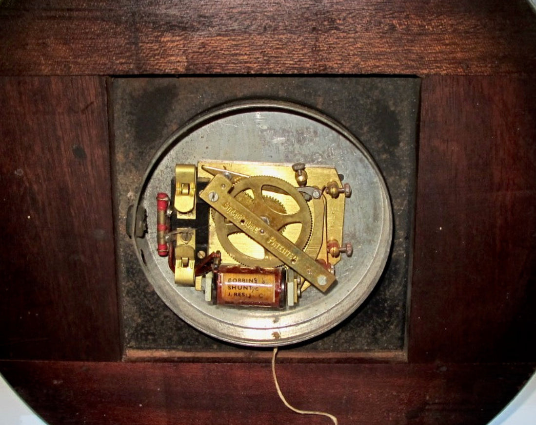 Vintage 10 Inch GPO No.34A Synchronome George VI Electric Slave Wall Clock