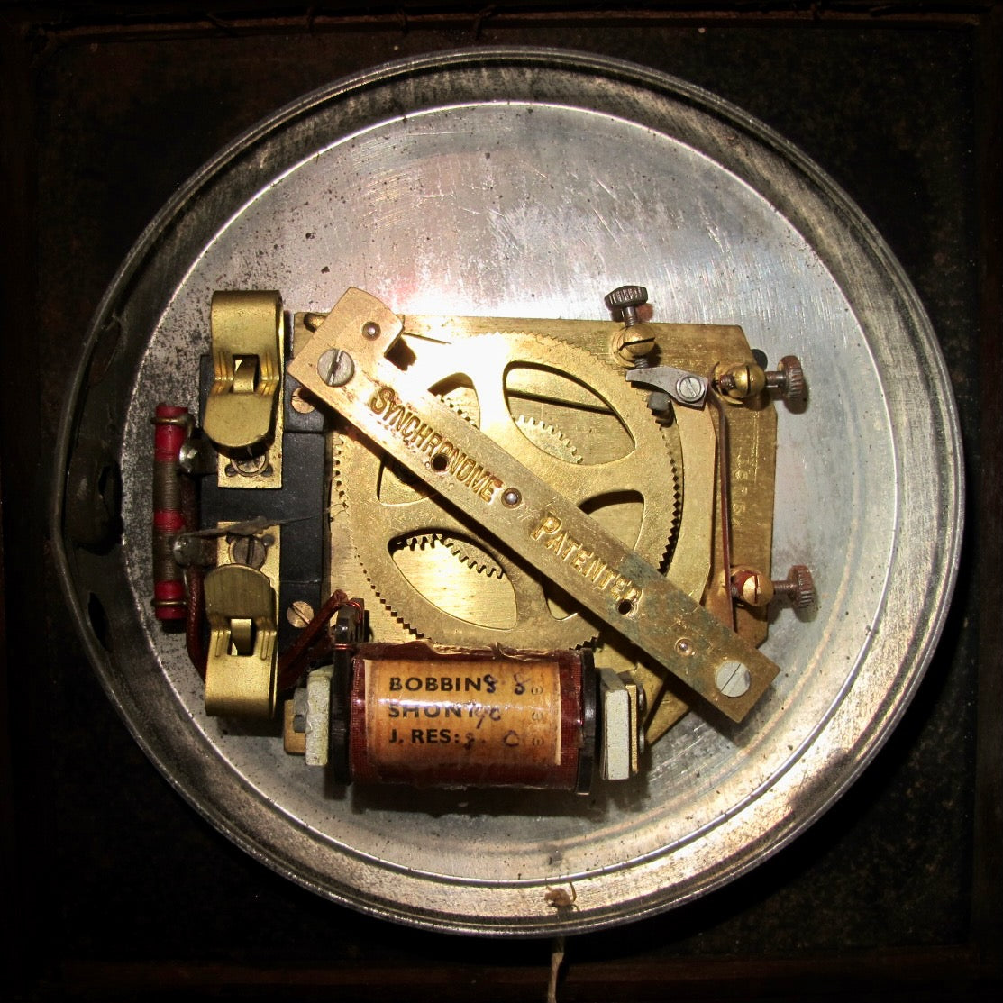 Vintage 10 Inch GPO No.34A Synchronome George VI Electric Slave Wall Clock