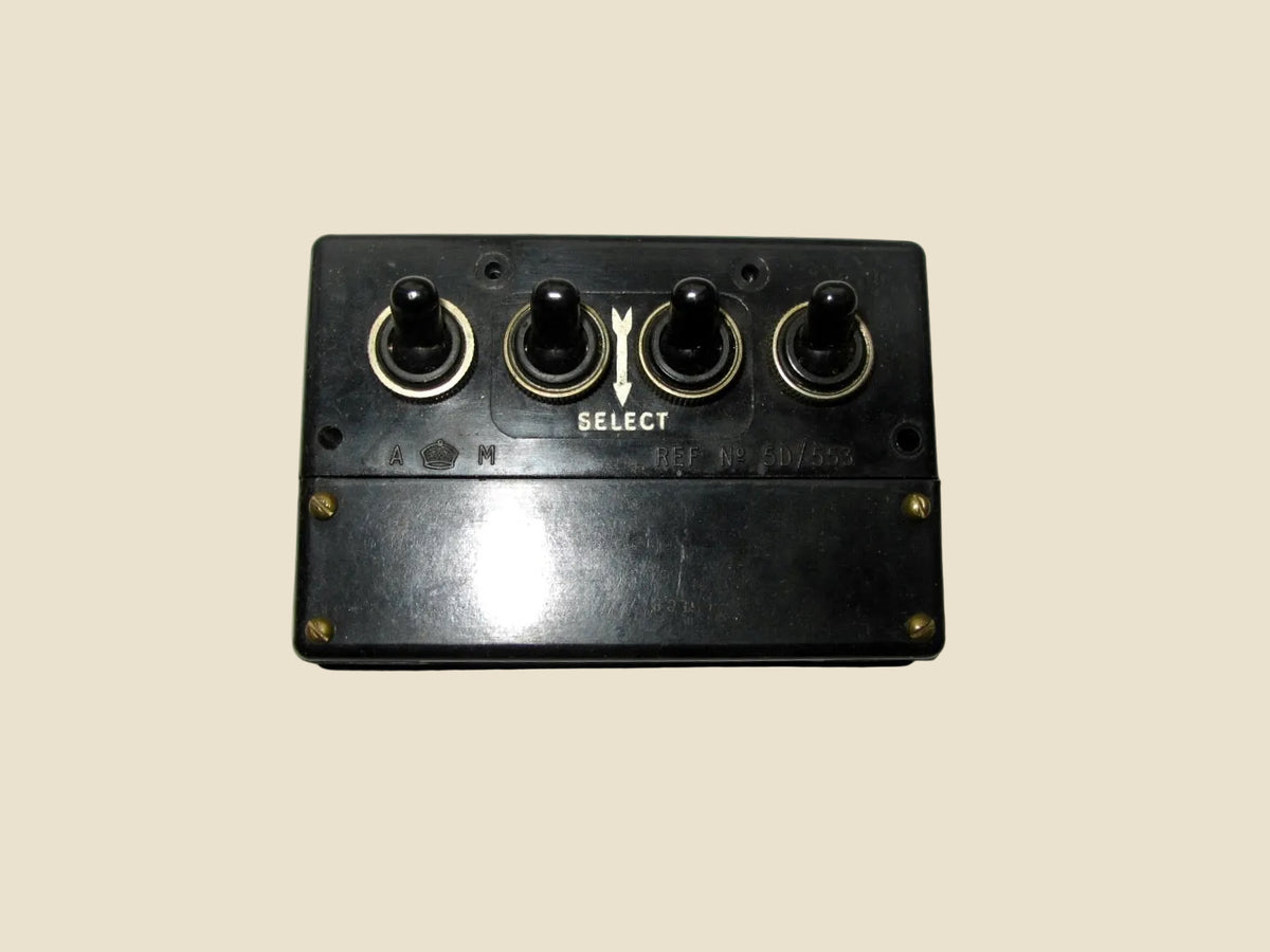 WW2 Air Ministry Bomb Selector 4-Way Switch Box 5D/533