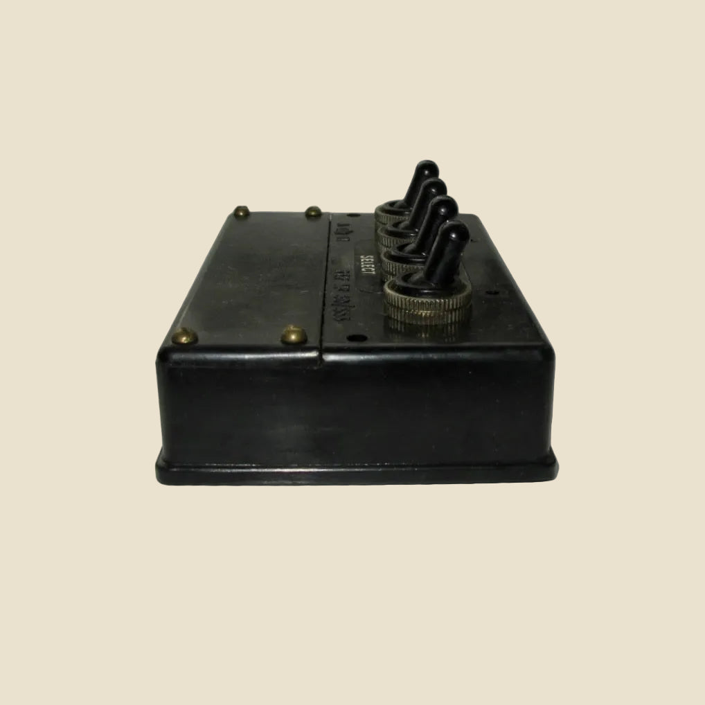 WW2 Air Ministry Bomb Selector 4-Way Switch Box 5D/533