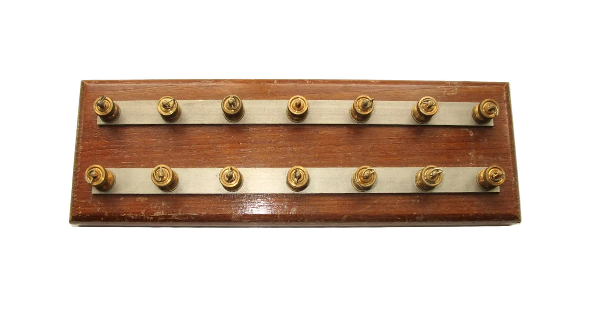 Antique GPO Telegraph Terminal Block / 14-Way Busbar Marked With A Crown and 71