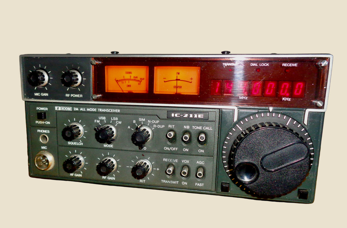 Icom IC-211E Portable Multi-mode 2-Metre Transceiver In Its Original B ...