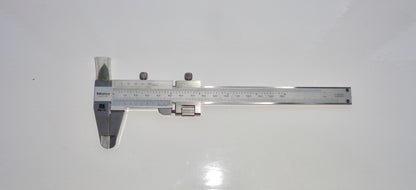 Mitutoyo RS Components Vernier Calliper 548-710