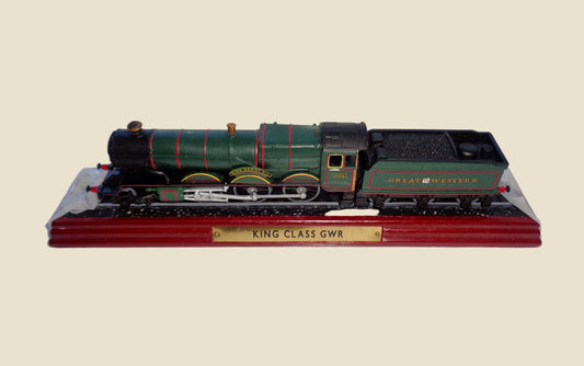OO Gauge Model Train Great Western King Henry VII on Wooden Plinth