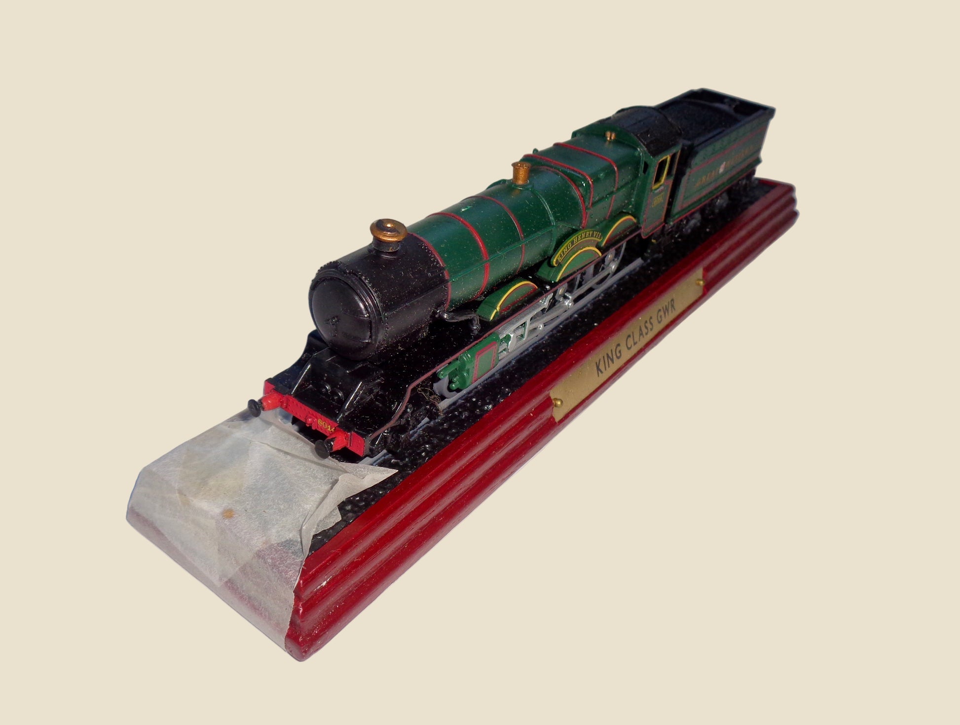OO Gauge Model Train Great Western King Henry VII on Wooden Plinth