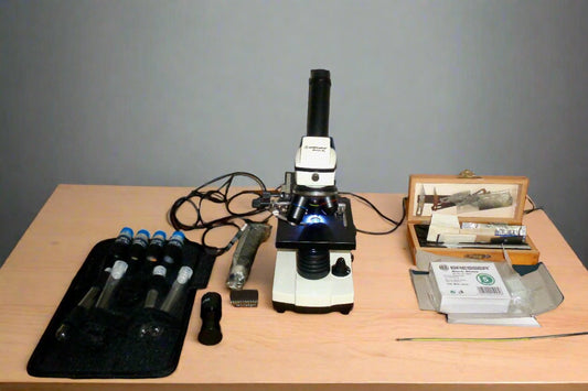 Vintage Bresser Biolux AL Microscope 20x to 1280x In a Transit Case With Accessories