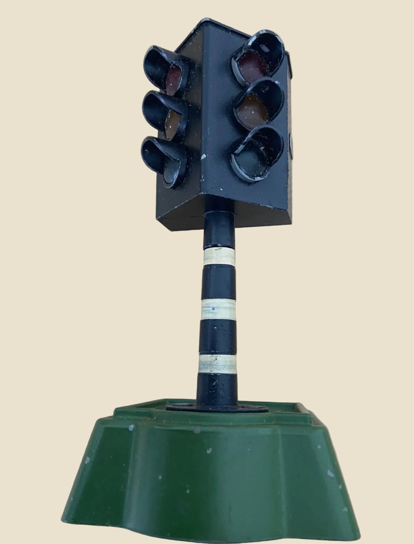 Vintage British ASTRA Metal 6-Light Traffic Signal Toy No.33 In Its Original Box