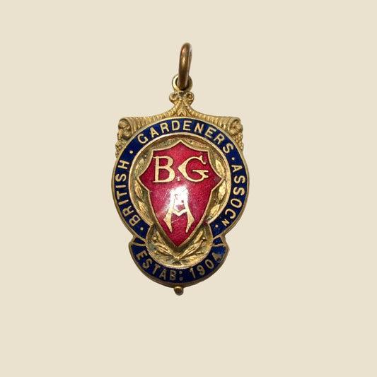 Vintage British Gardeners Association BGA Gilt Brass And Enamel Badge