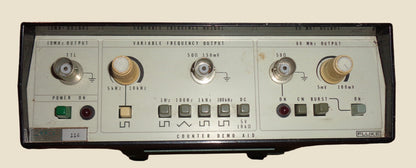 Vintage Fluke 114 Bench Multimeter Counter Demo Aid