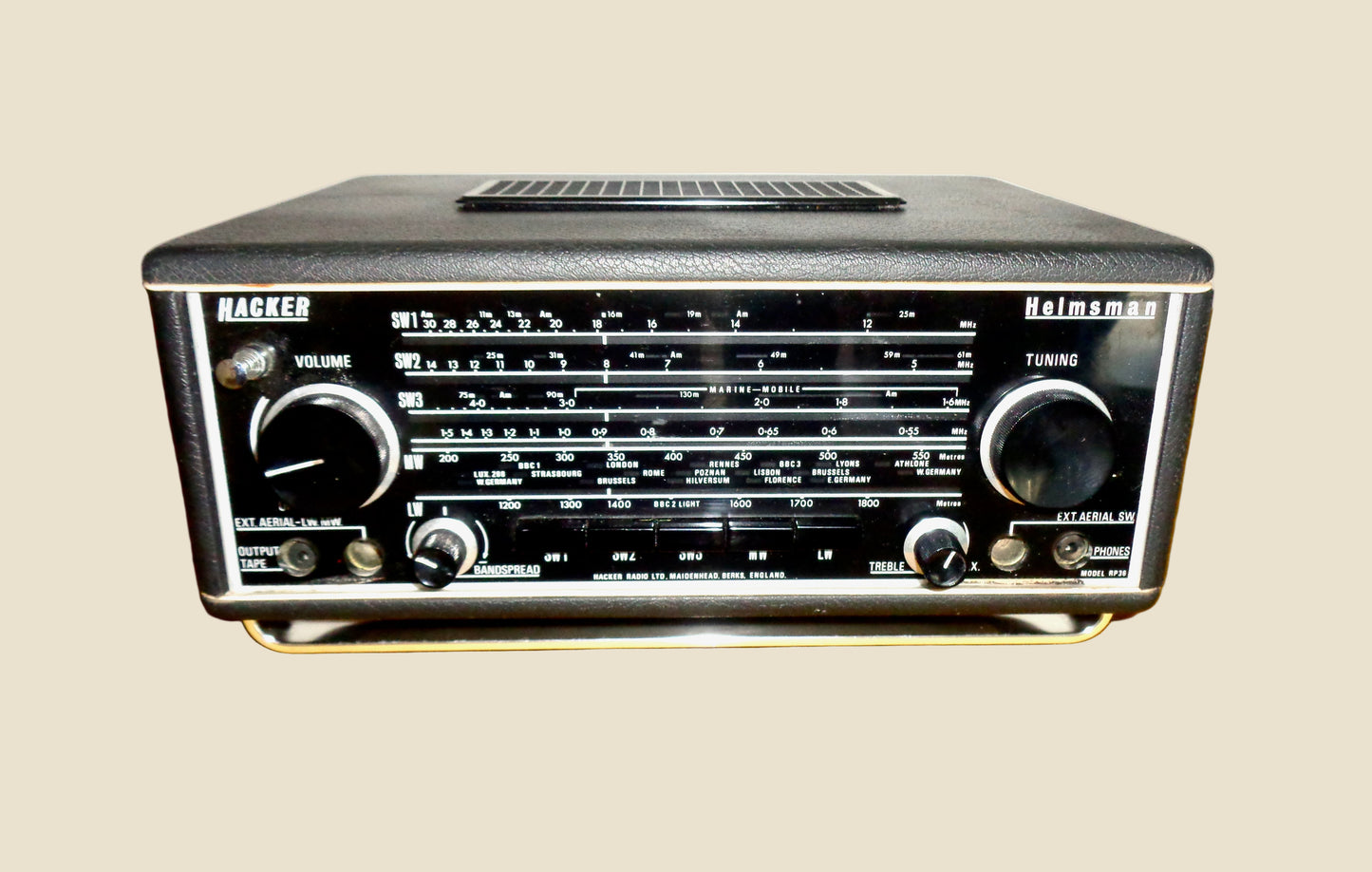 Vintage Hacker Helmsman SW1 SW2 SW3 MW LW Transistor Radio