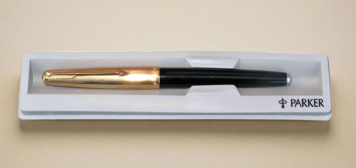 Vintage Parker 65 Custom Black and 14K Gold Nib Fountain Pen In Its Or ...
