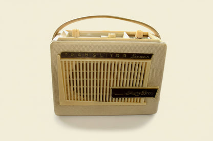 Vintage Pizon Bros Translitor Seven 59 MW / LW Transistor Radio