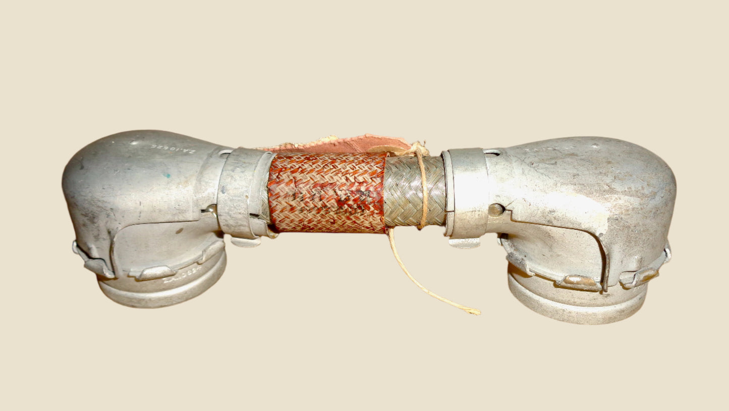 WW2 Army Wireless Set 19 / WS19 Dog Bone Connector ZA10625