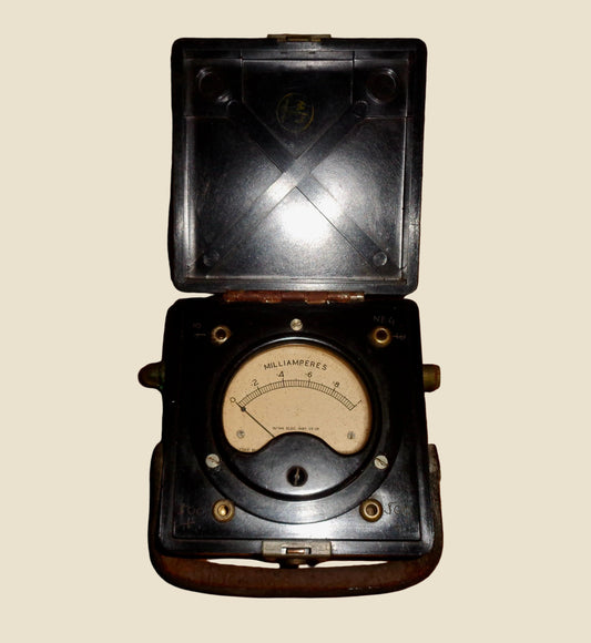 WW2 Sifam M25 Milliammeter In A Bakelite Transit Case