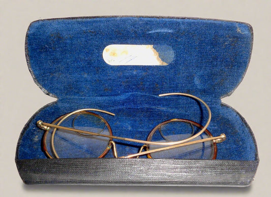 Antique Windsor Round Bifocal Glasses In Their Original Case