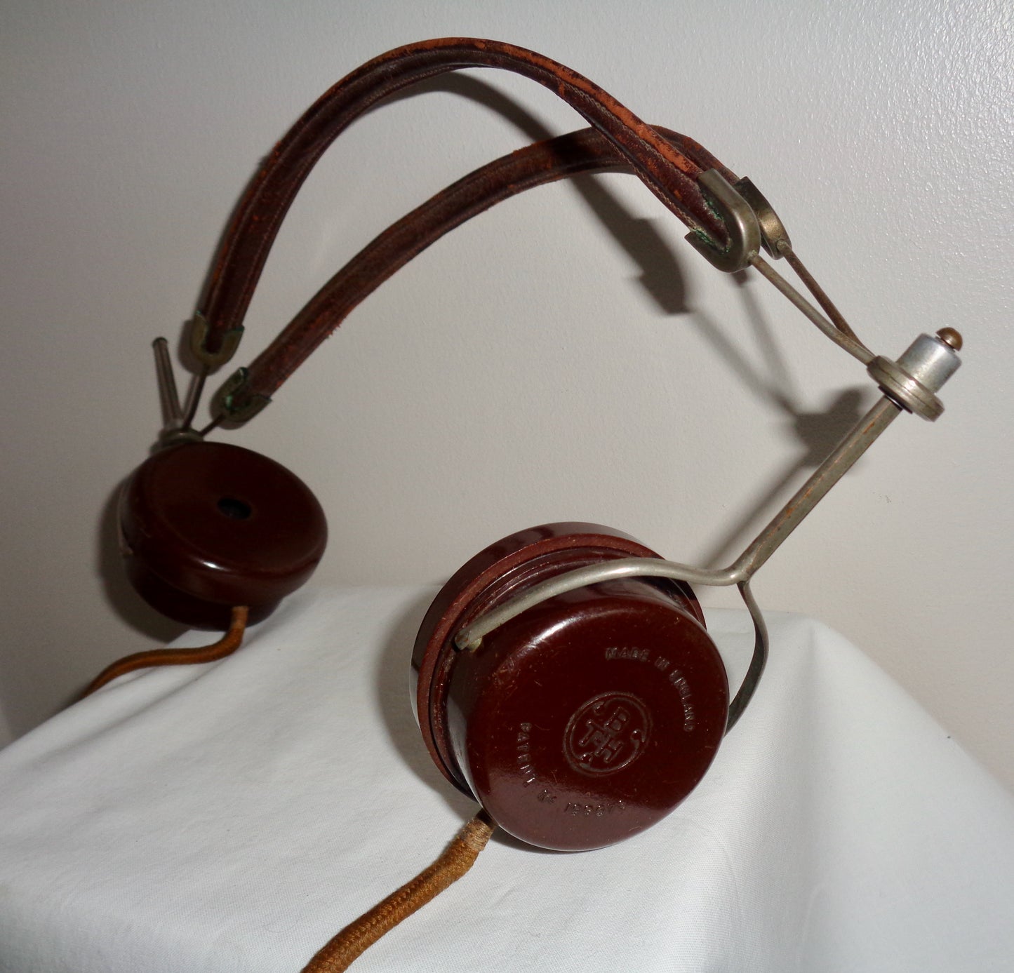 British Thomson Houston BTH Bakelite Leather Headphones 2000 Ohms