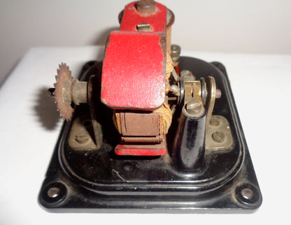 1940s SEL Three Pole Motor No.3 1262 4 Volts 1.5 amp