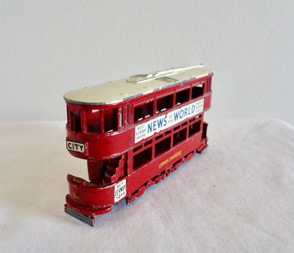 Lesney Matchbox Model Of Yesteryear Tram No.3: 1907 London E Class Tramcar