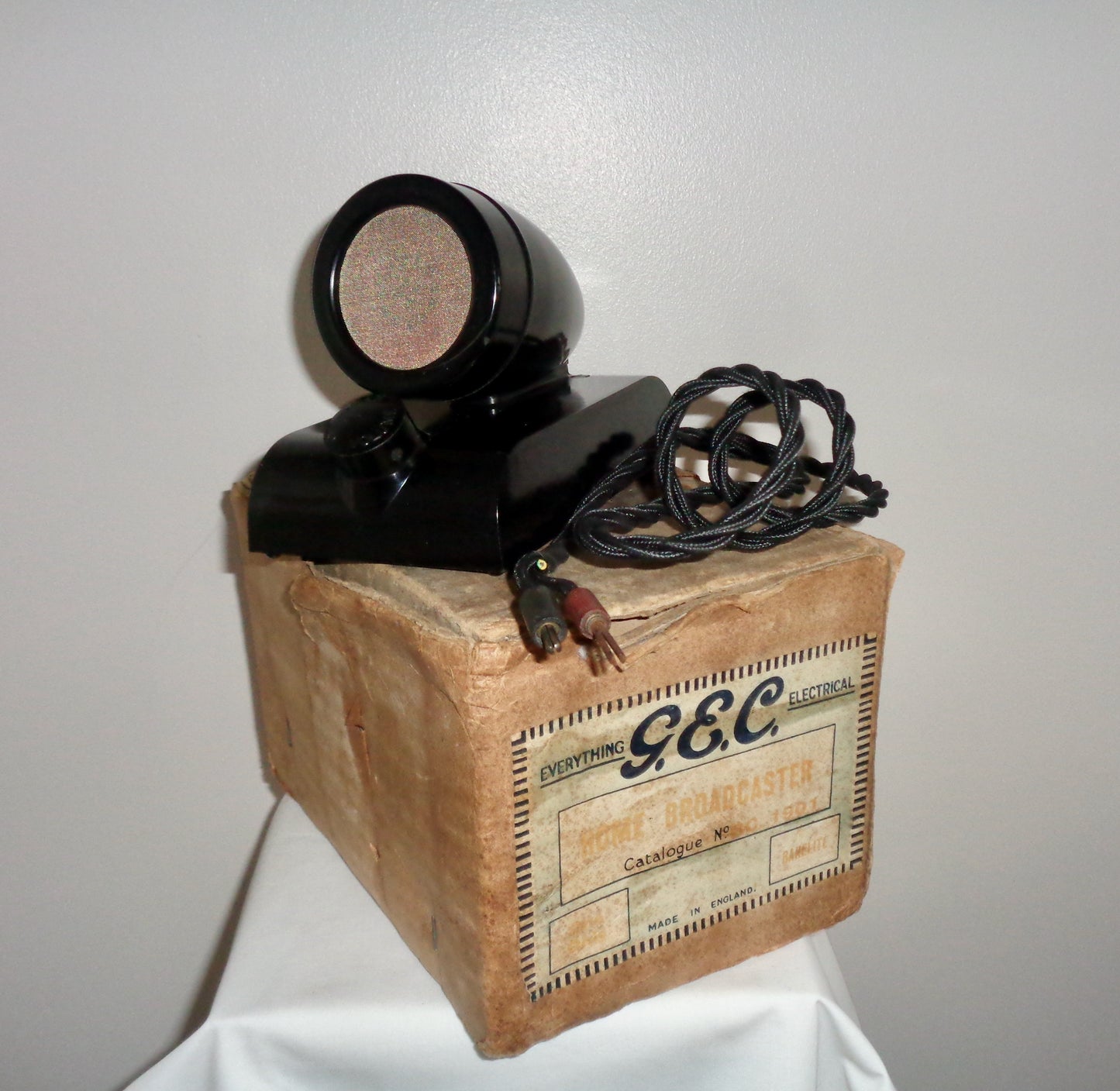 1947 GEC Bakelite Home Broadcaster BC1901 Desk Microphone