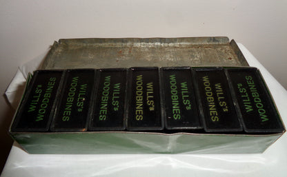 Set of 28 Wills's Woodbine Dominoes Empire Size In Tin Box