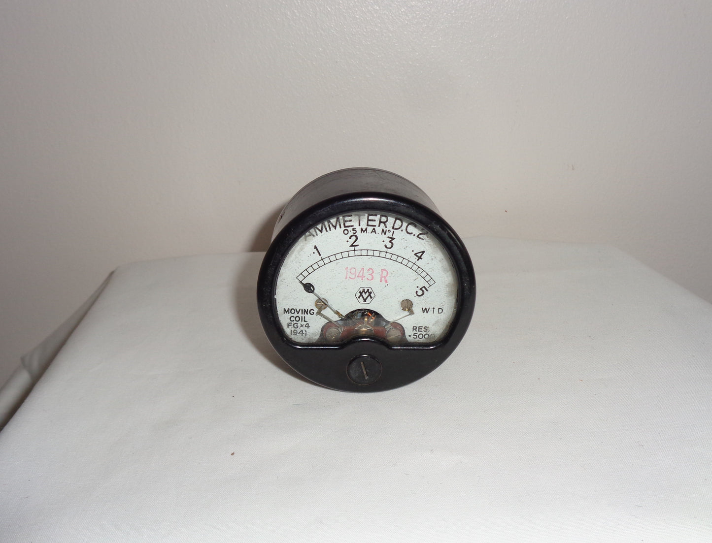 1943 WW2 War Department Moving Coil 0.5 Milliamp Ammeter For Wireless Set 22 WS22