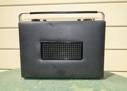 1970s Vintage Hacker Sovereign II RP25B VHF MW LW Radio
