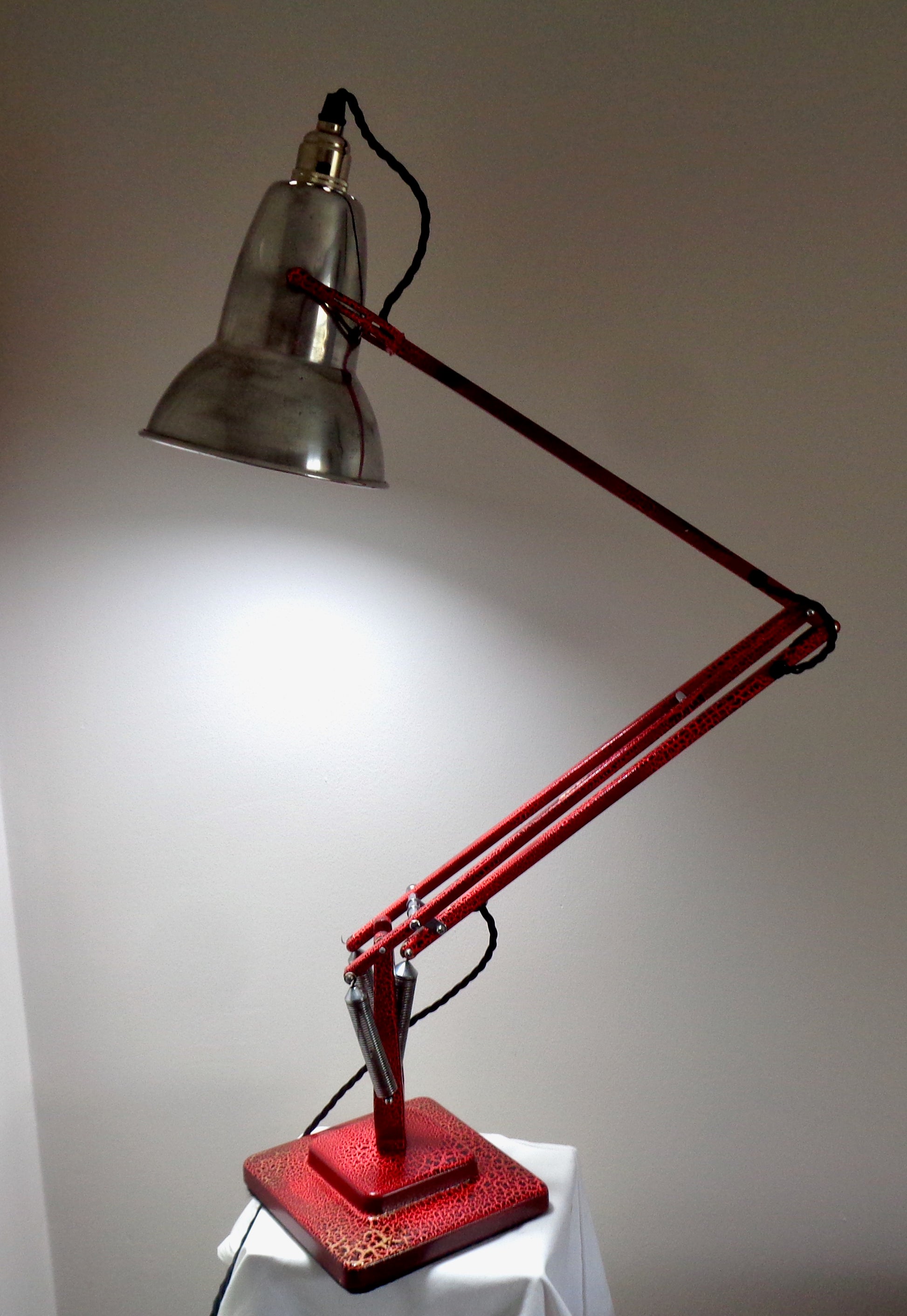1950s Anglepoise 1227 Desk Lamp With Red Crackle Glaze Paint And Black Flex