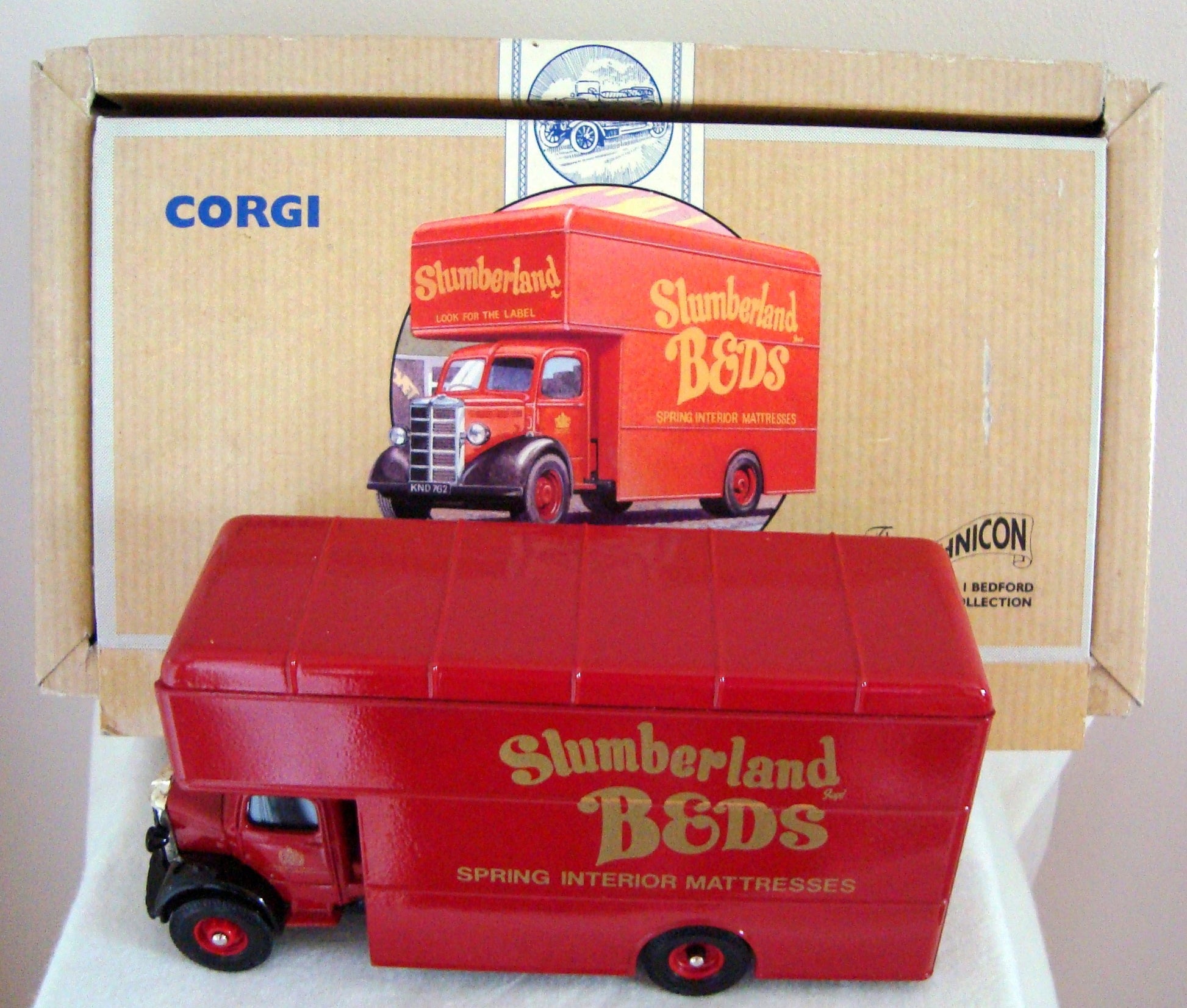 1991 Corgi Slumberland Beds Model Commercial Bedford Truck