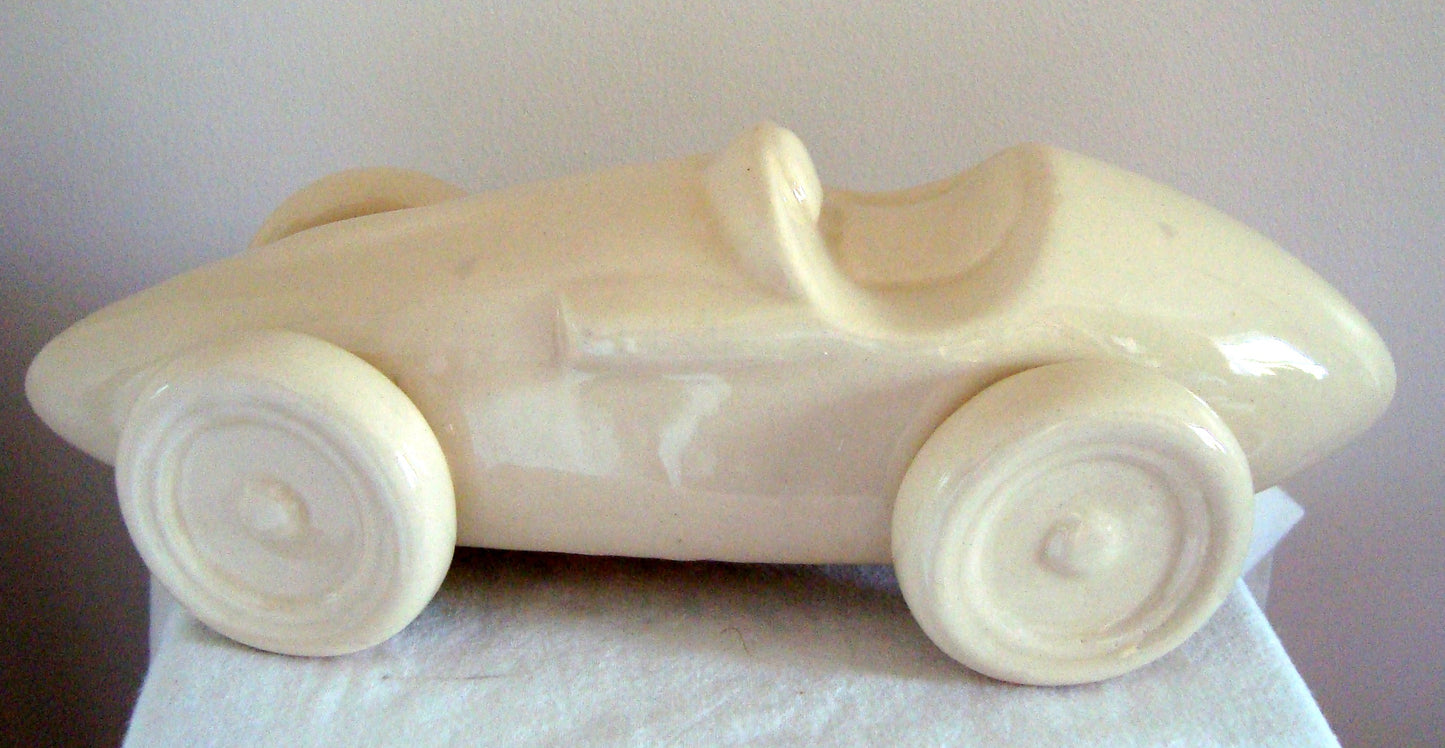 Vintage Vanwall F1 Classic Racing Car Pair Ceramic Display Ornaments/Book Ends