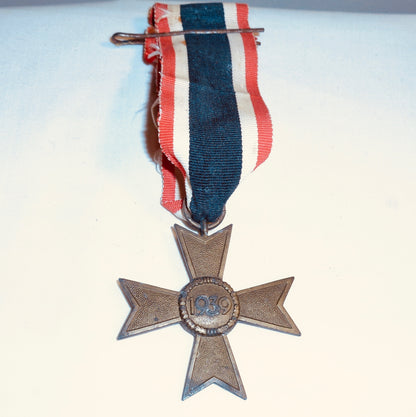 1939 WW2 KVK German War Merit Cross Second Class Medal