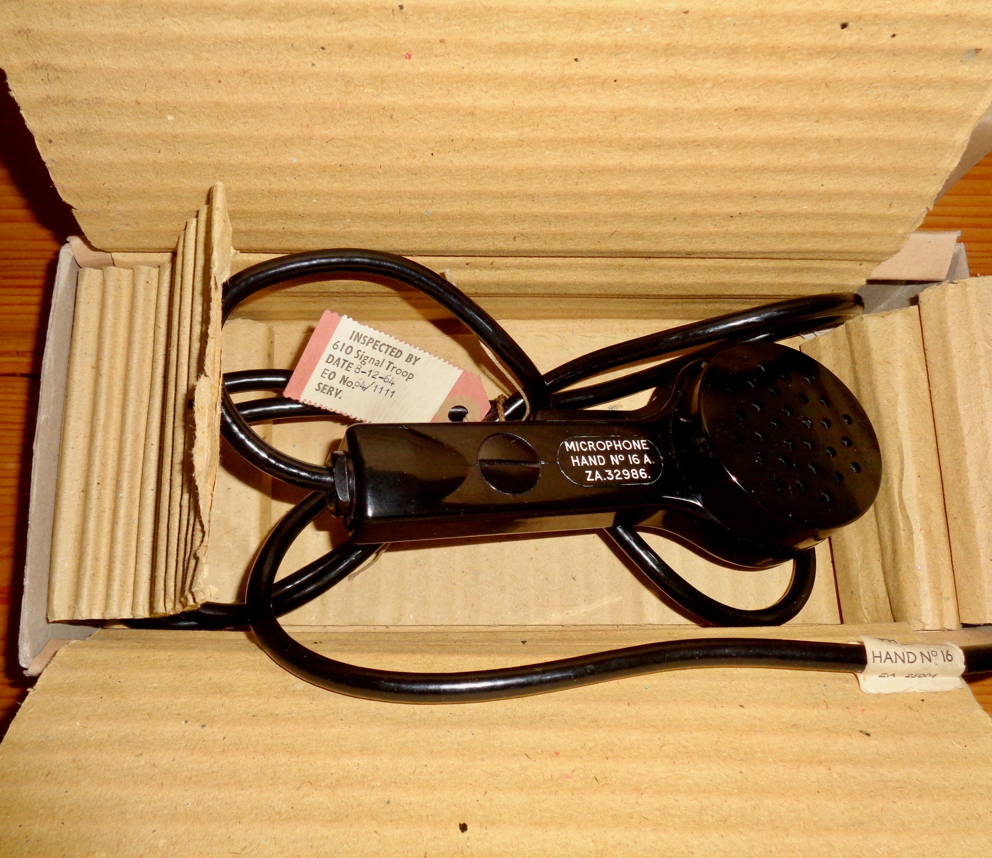 1960s Military Type 16A Bakelite Microphone Hand Set ZA 32986. New Old Stock