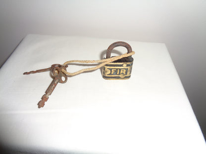 Antique Eagle Lock Company Tetraskelion Padlock & Key
