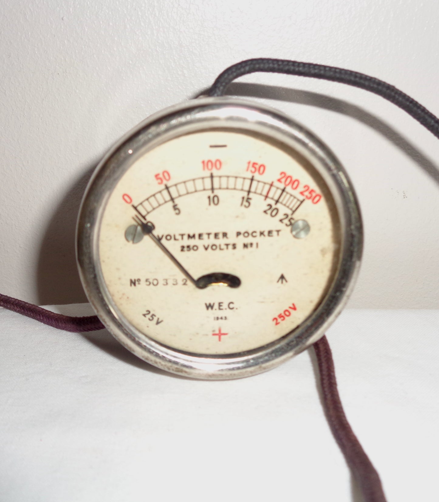 1943 WW2 WEC Pocket Volt meter No.1 250 Volts