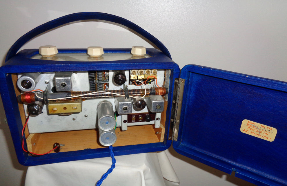 1950s Vintage Blue Roberts R66 2 Waveband Valve Radio – Mullard ...