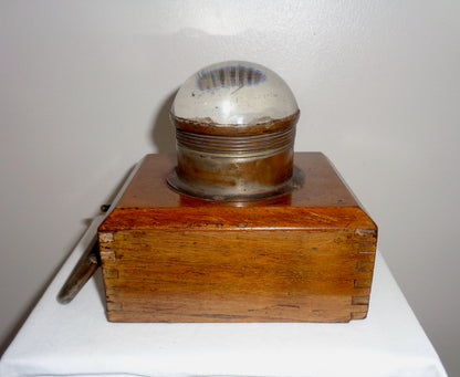 Antique Ever Ready UK Bullseye Bulb Torch / Hand Lamp In A Wood Case