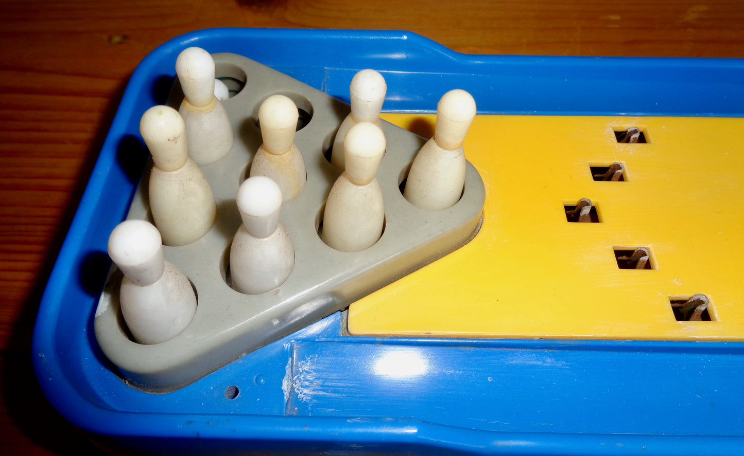 Vintage Tabletop Toy 10-Pin Bowling Game By Tomy