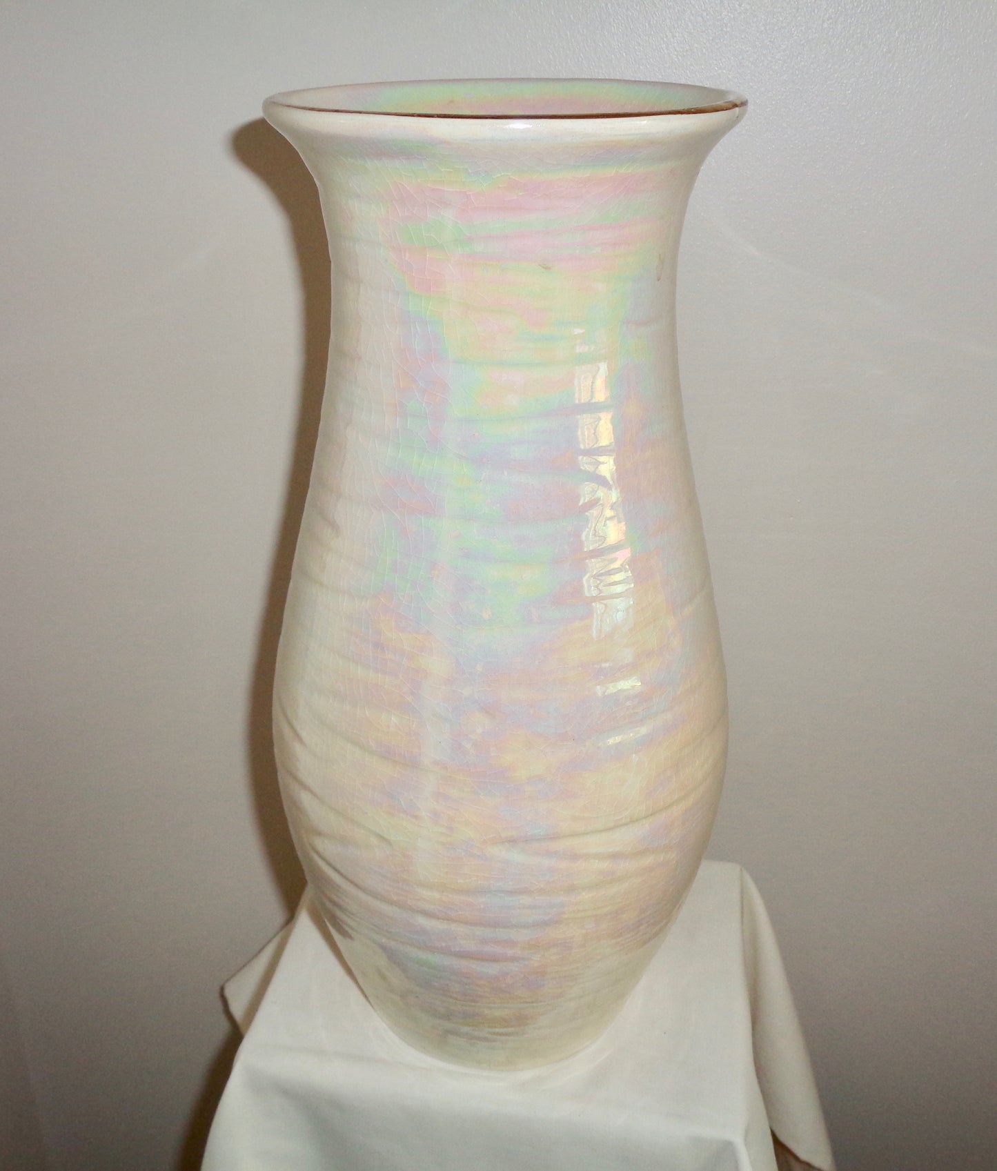 1950s Arthur Wood Pottery Vernon 5209 Lustre Vase
