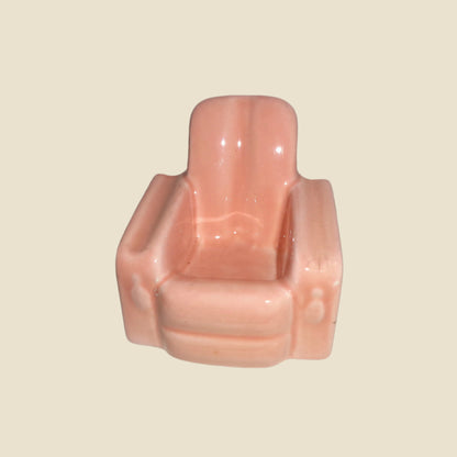 Deco Ceramic Peach Coloured Armchair Pipe Stand Rest / Holder