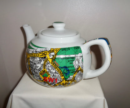 Paul Cardew SW1 London Map 1992 Novelty Pottery Teapot