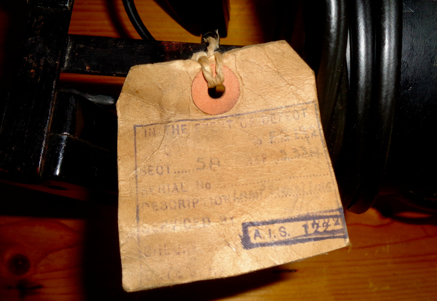 WW2 RAF Aldis Morse code Signalling Lamp B 5A/2334 in its original grey wooden box